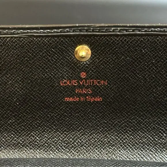 Louis Vuitton Epi Sarah Long Wallet Black - Picture 5 of 14